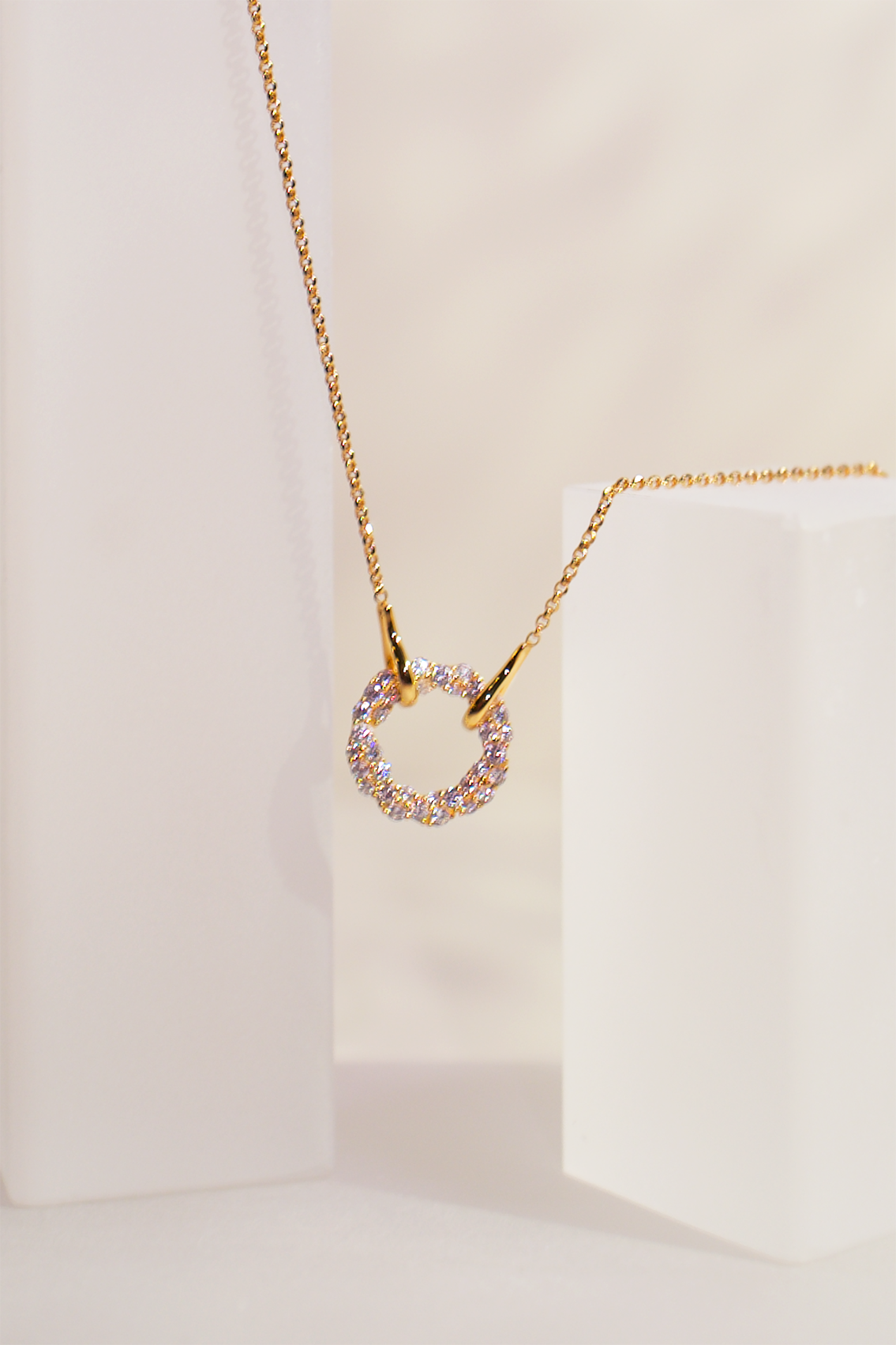 18K Gold-Plated Modern Circle Pendant Necklace